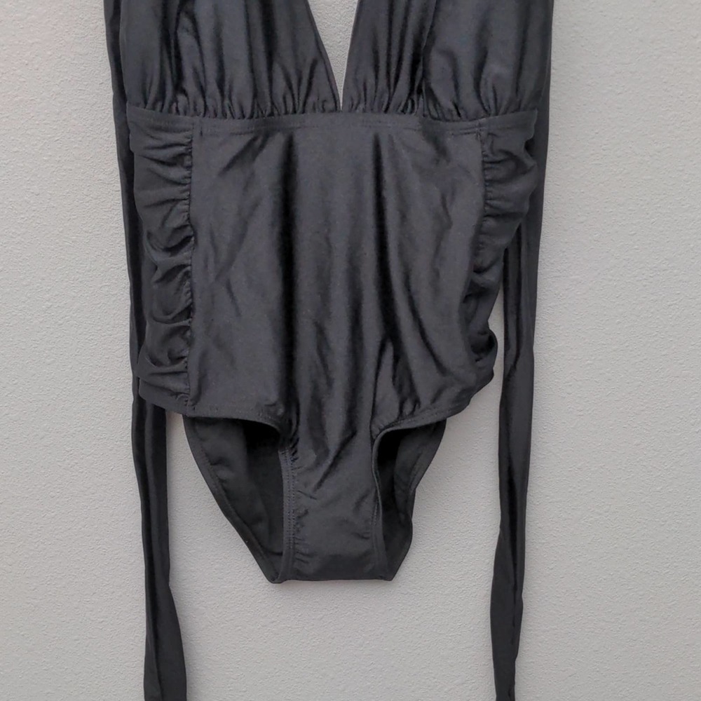 Nicole Miller New York Multi-way Convertible One-Piece Swimsuit Size Small - Picture 5 of 11